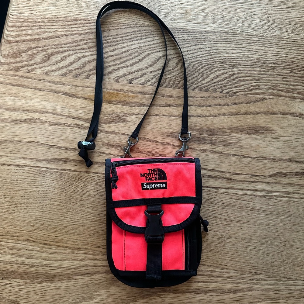 NEW- Supreme The North Face RTG Utility Pouch